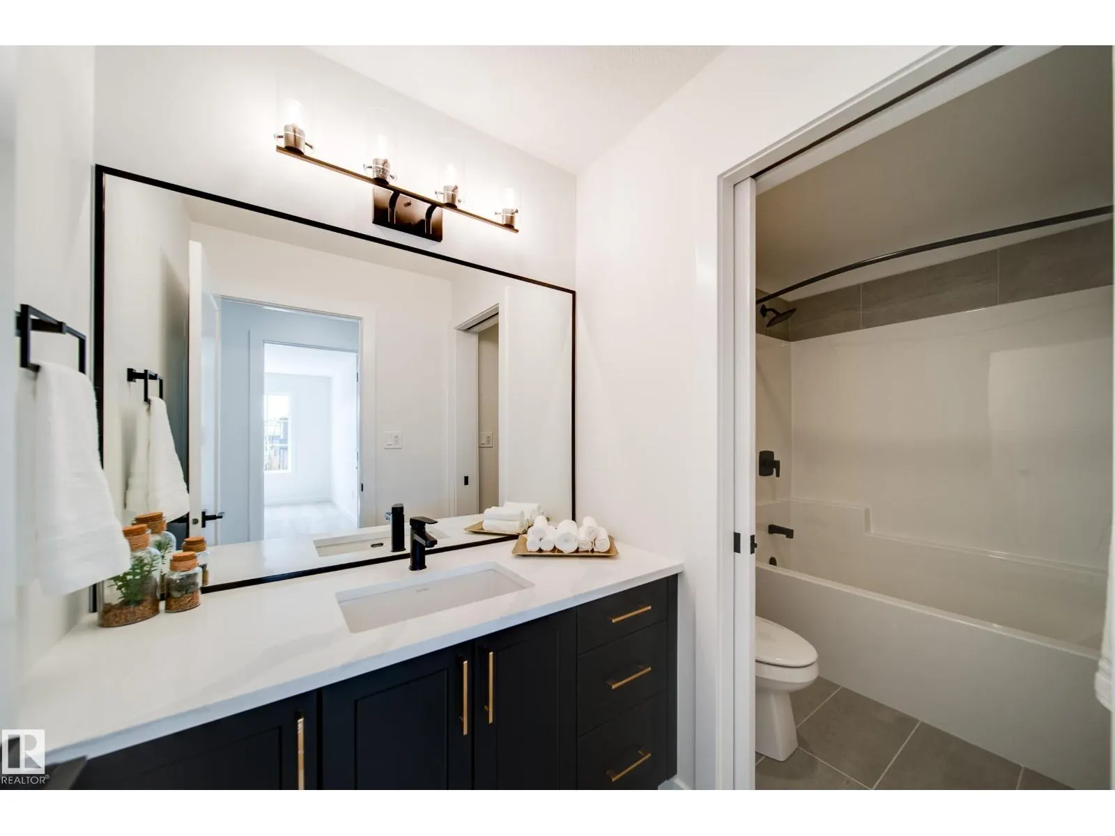 30 CANNES CV