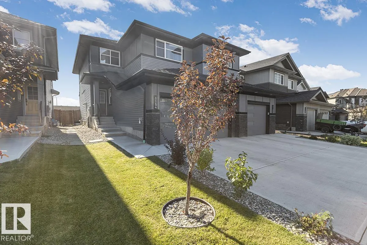 1154 GOLDFINCH CR NW