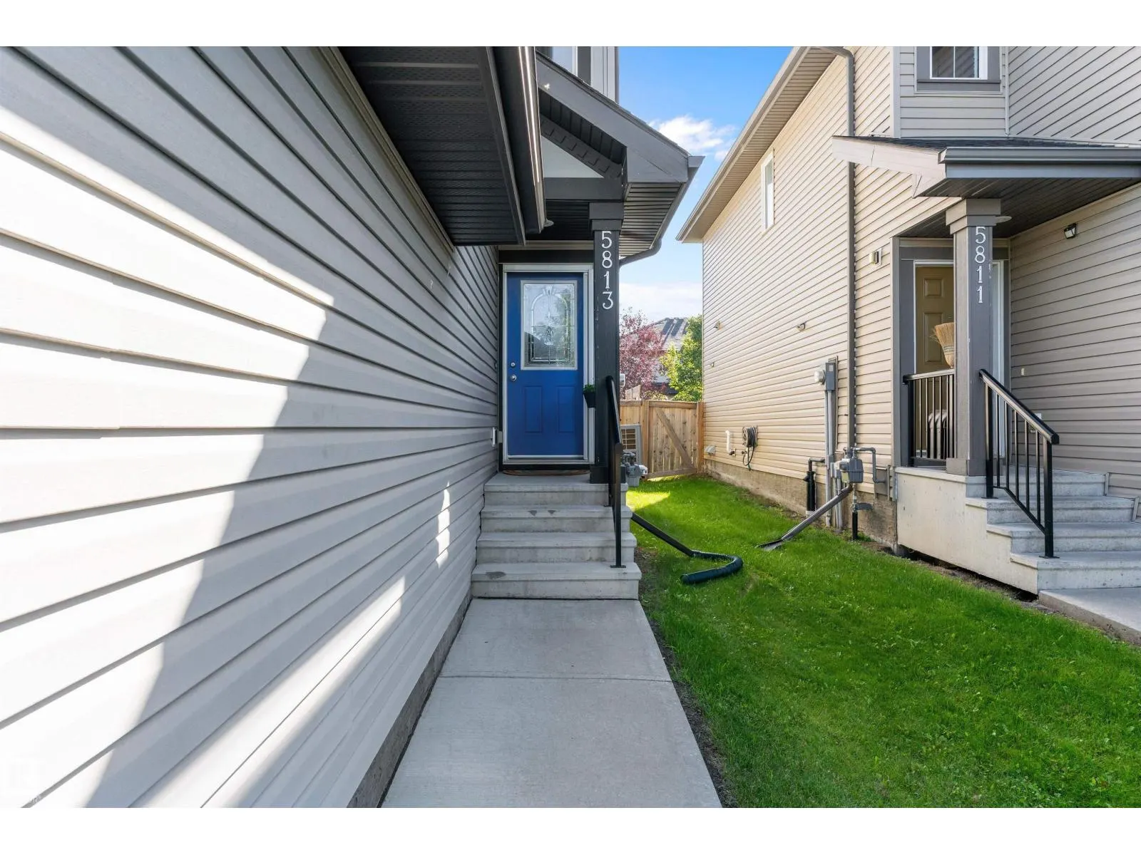 5813 64 ST