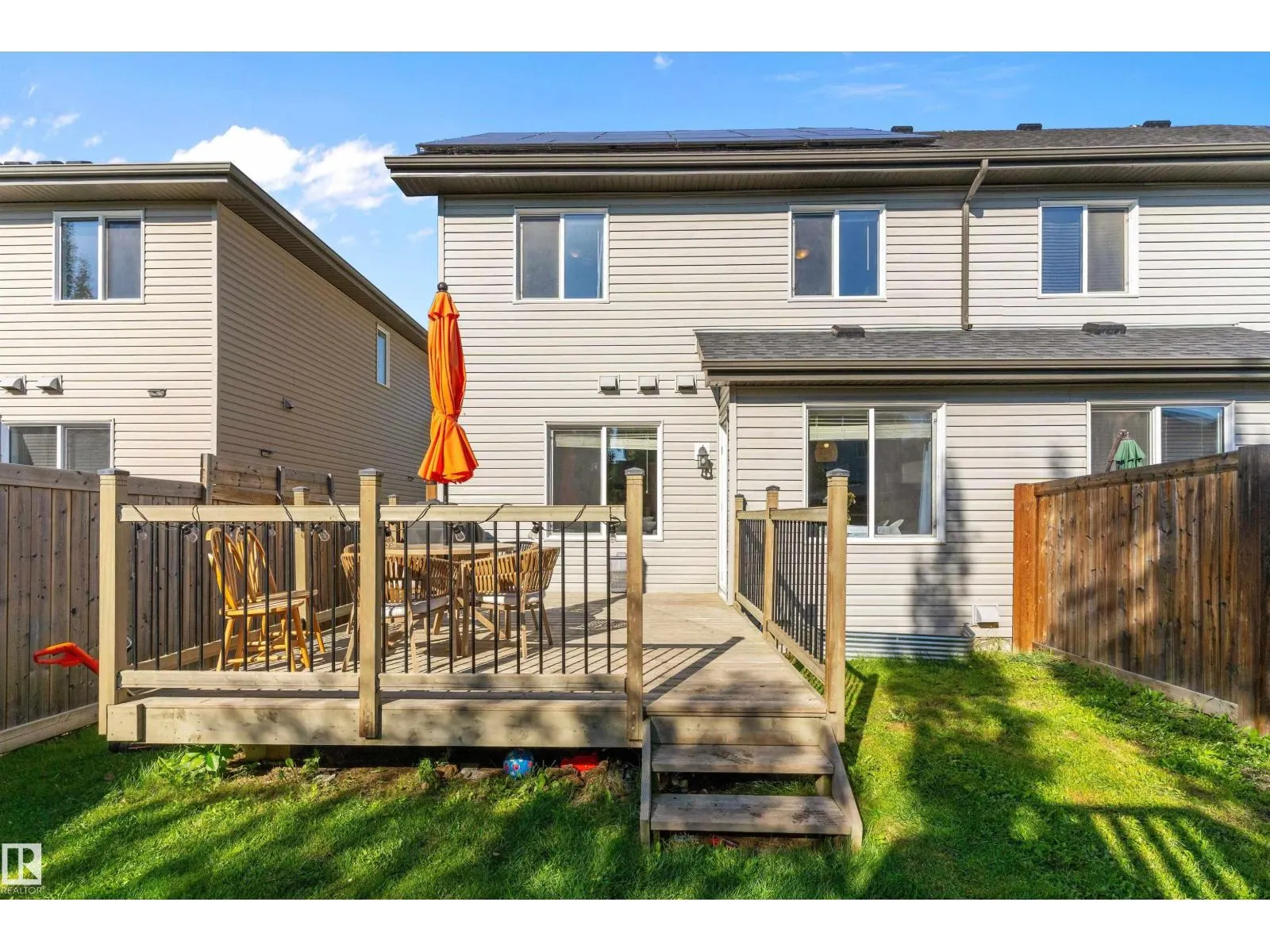 5813 64 ST