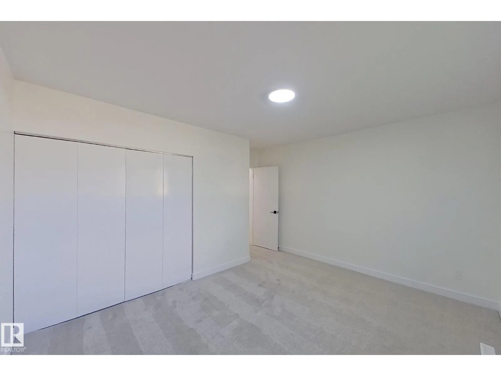 13336 105 ST NW