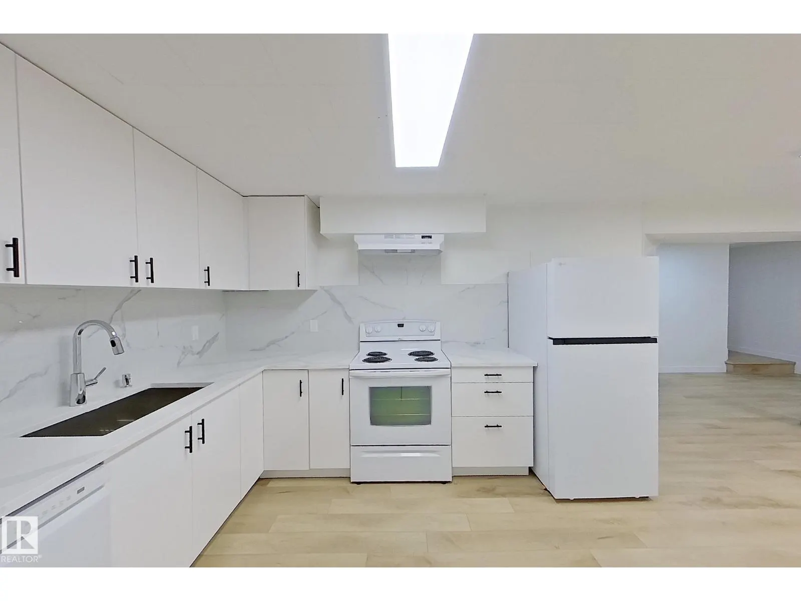 13336 105 ST NW