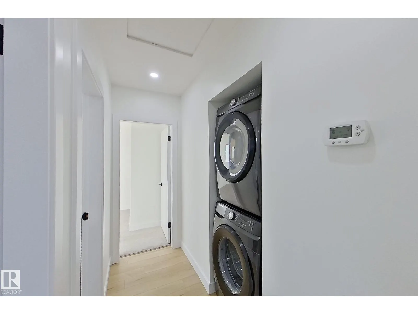 13336 105 ST NW