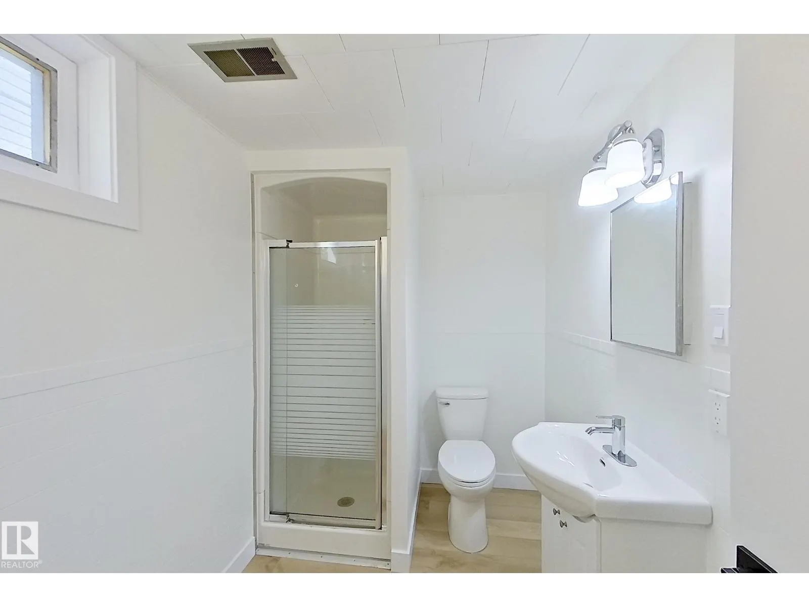 13336 105 ST NW