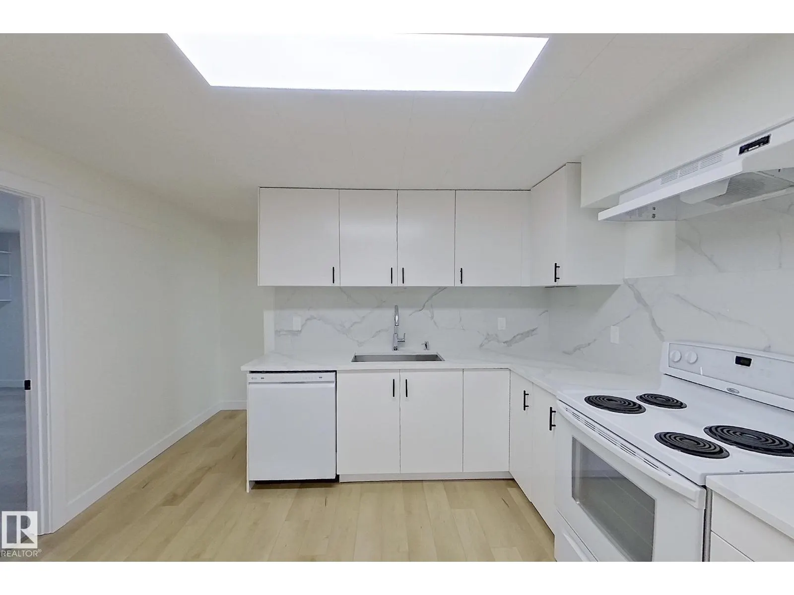13336 105 ST NW