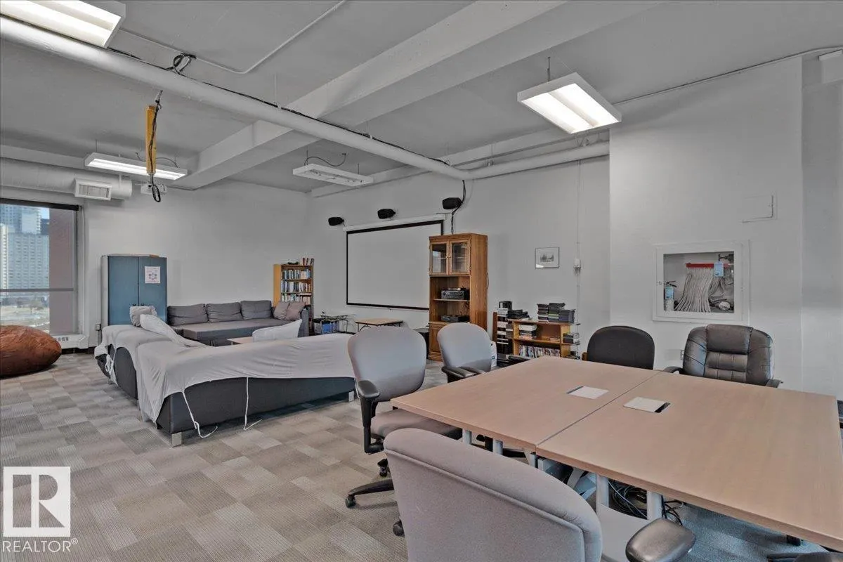 10145 109 ST NW
