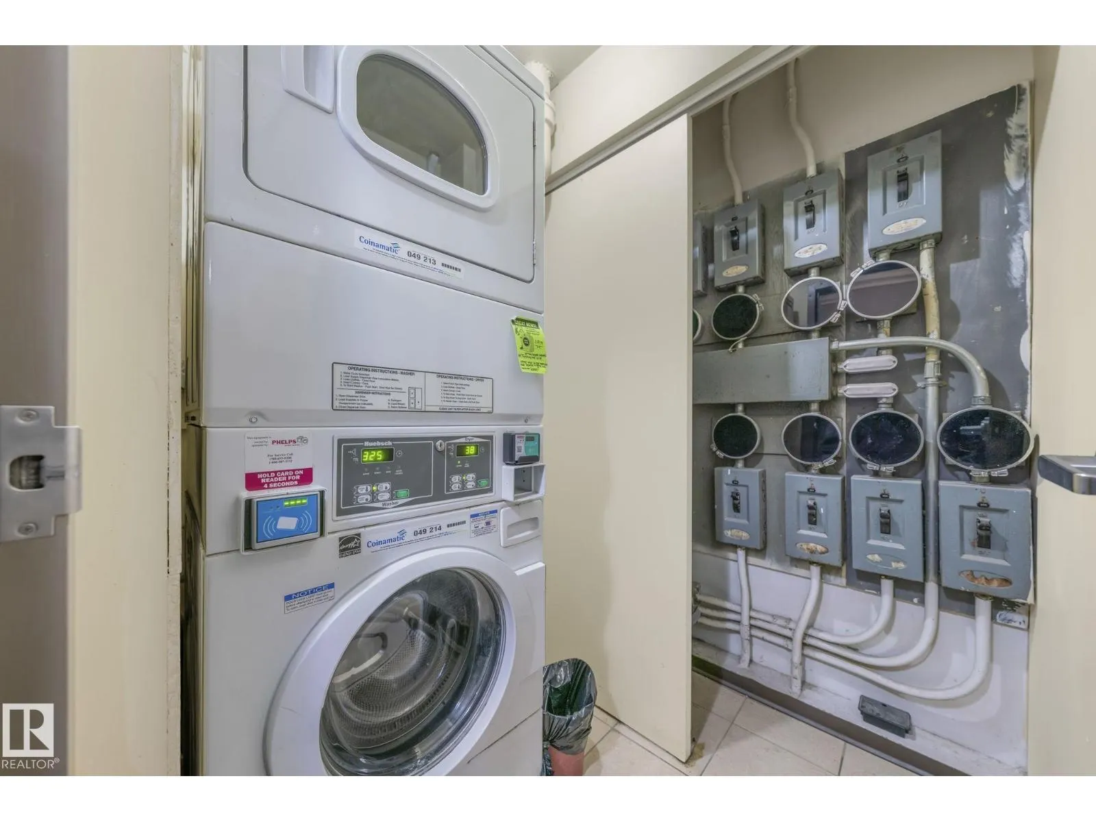 #806 9710 105 ST NW