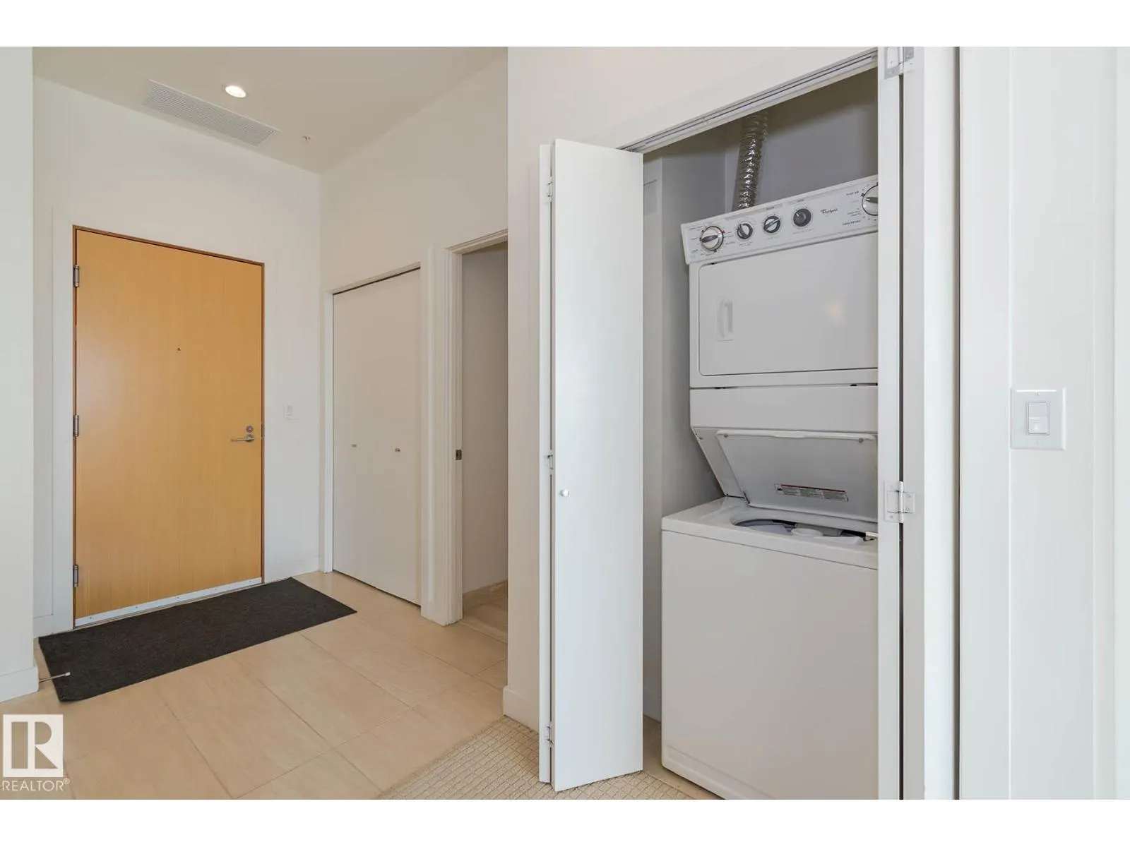 #703 2504 109 ST NW