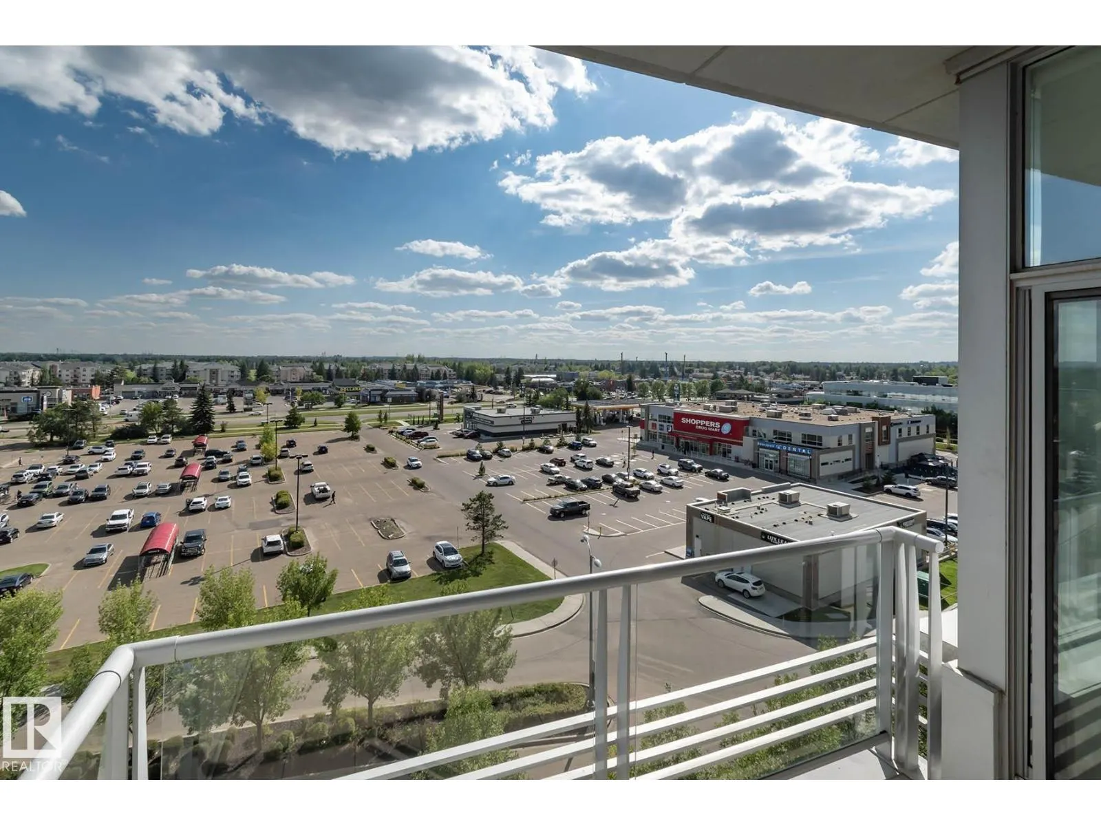 #703 2504 109 ST NW