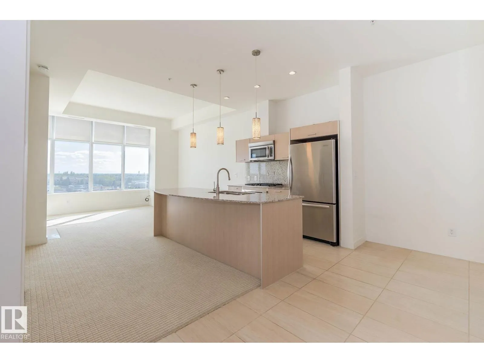 #703 2504 109 ST NW