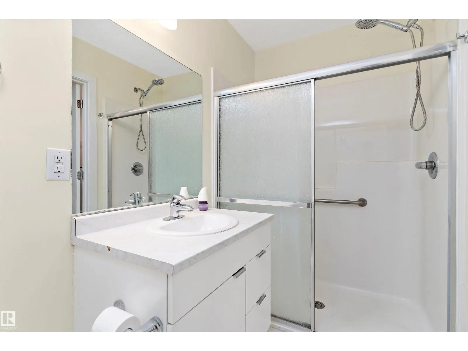 #111 610 CALAHOO RD