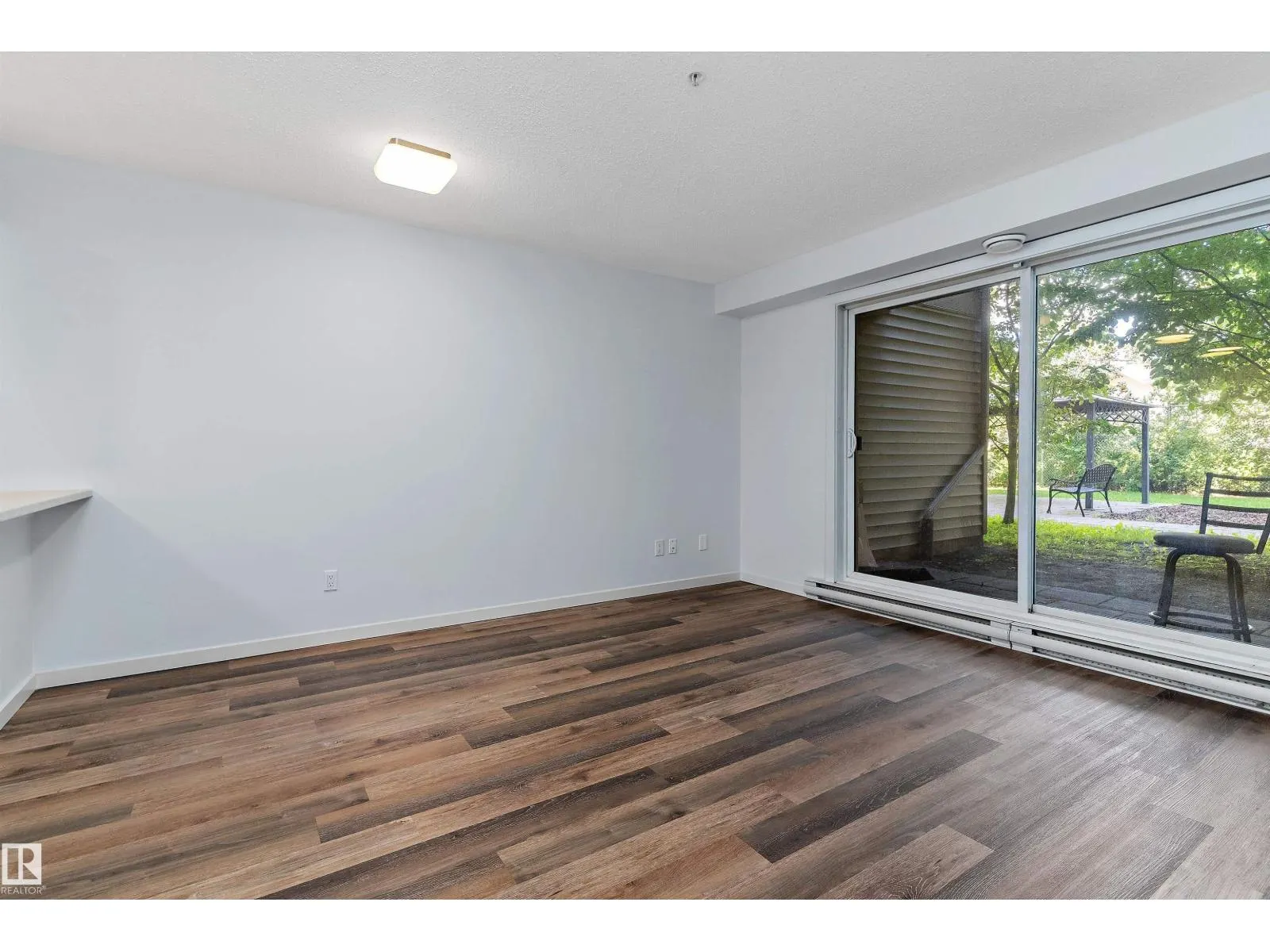 #111 610 CALAHOO RD