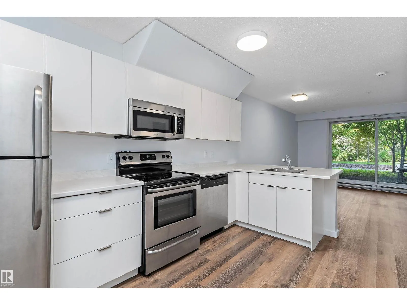 #111 610 CALAHOO RD