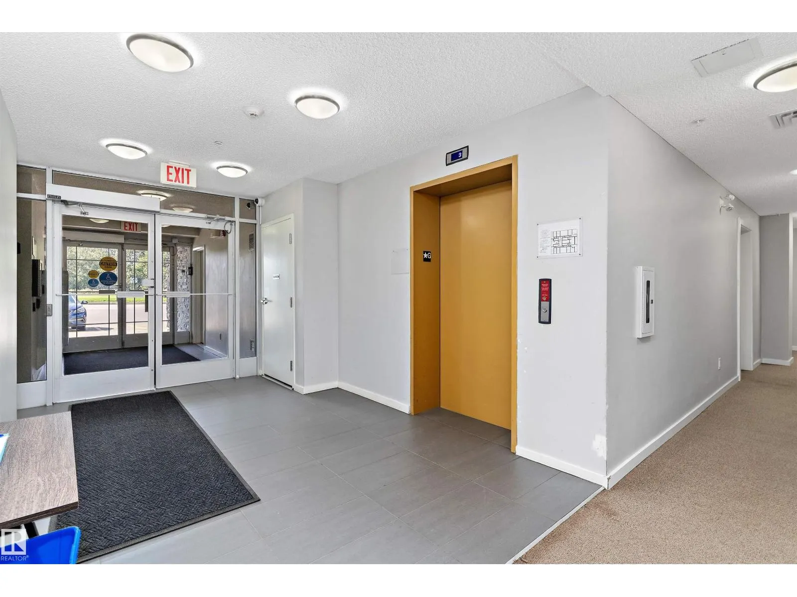 #111 610 CALAHOO RD