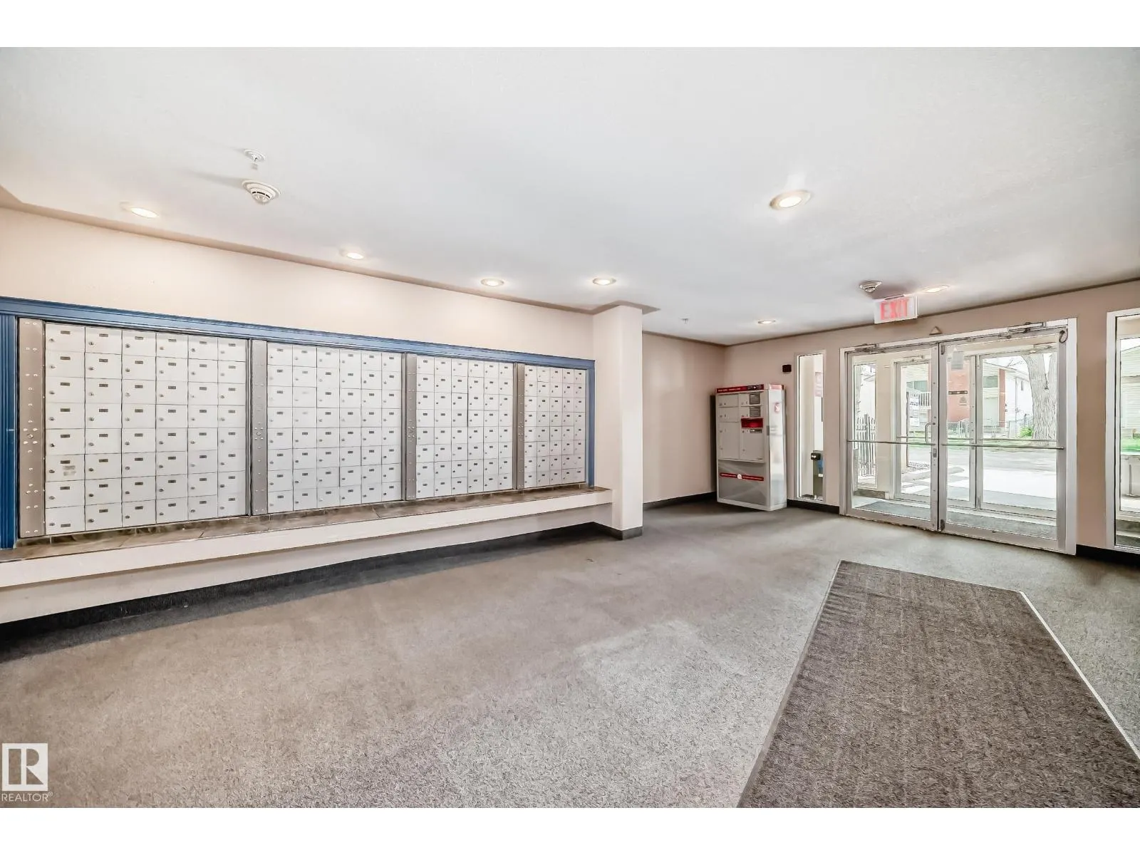 #306 11325 83 ST NW