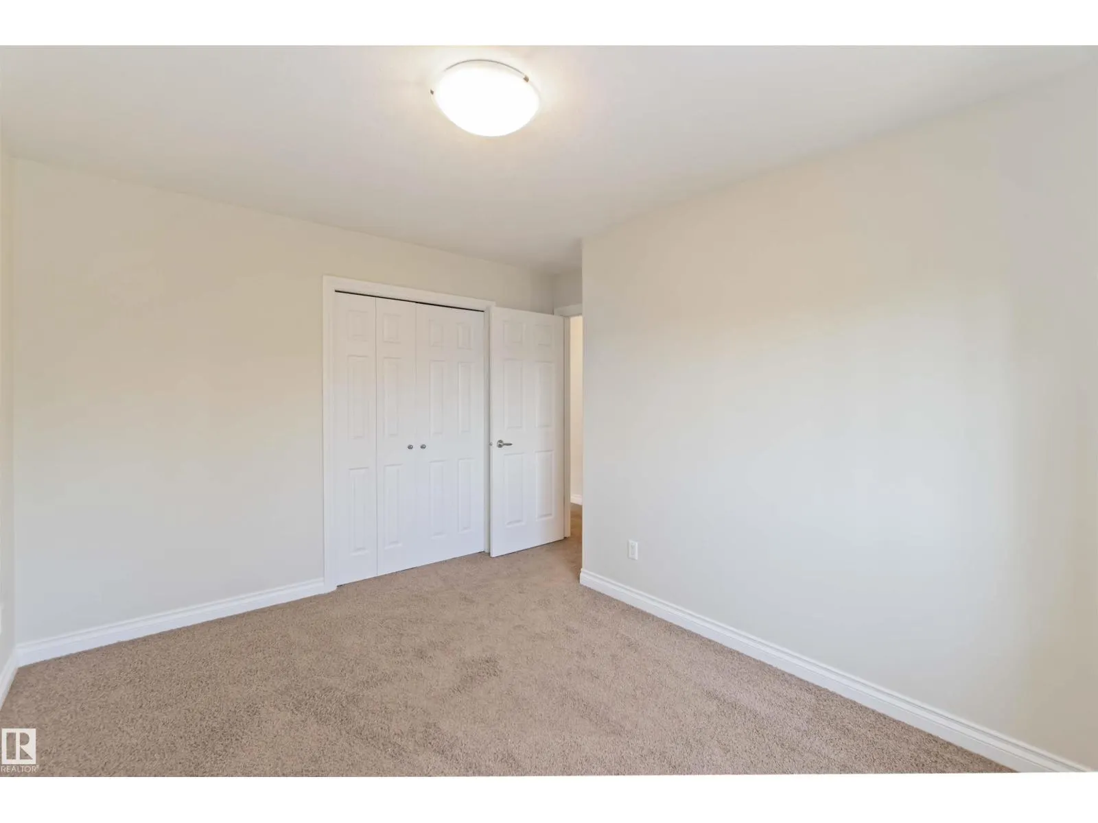 8 LONGVIEW PT