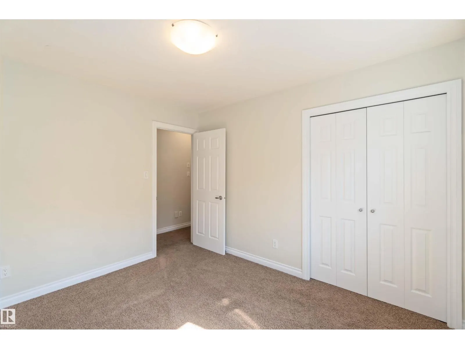 8 LONGVIEW PT