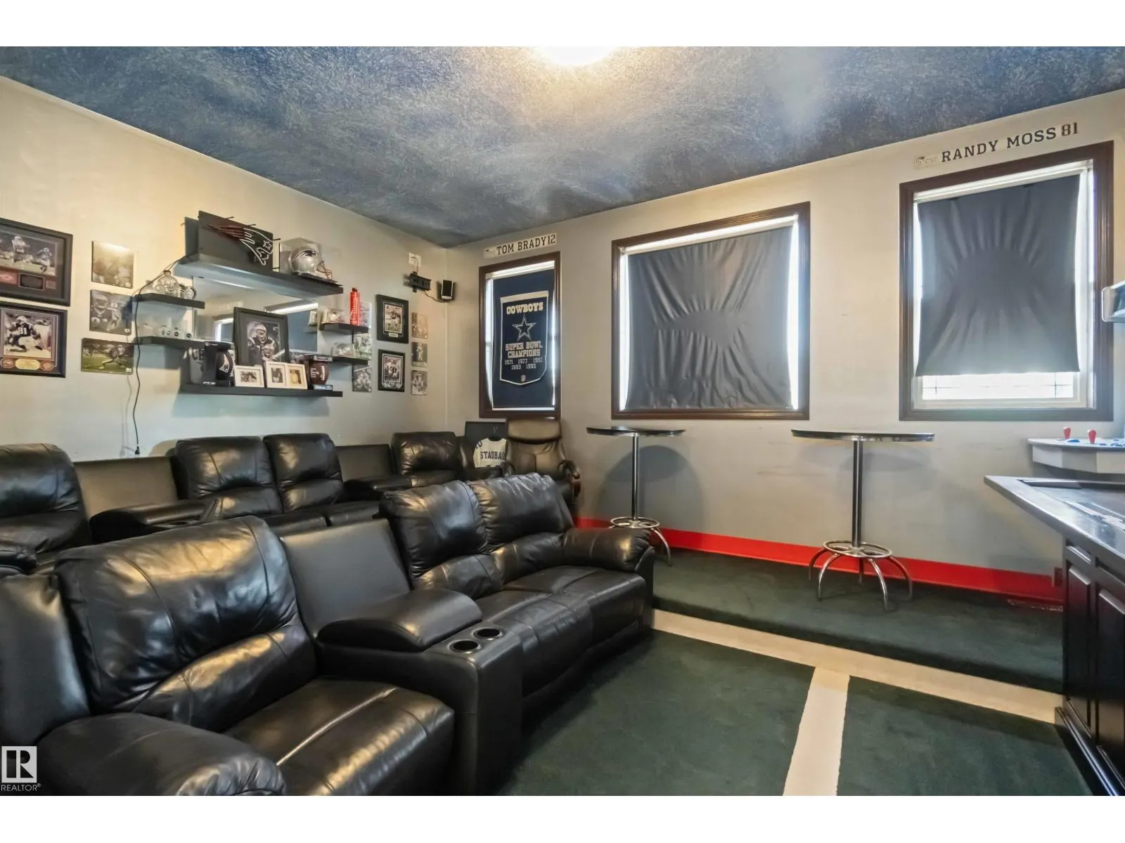 8 LONGVIEW PT