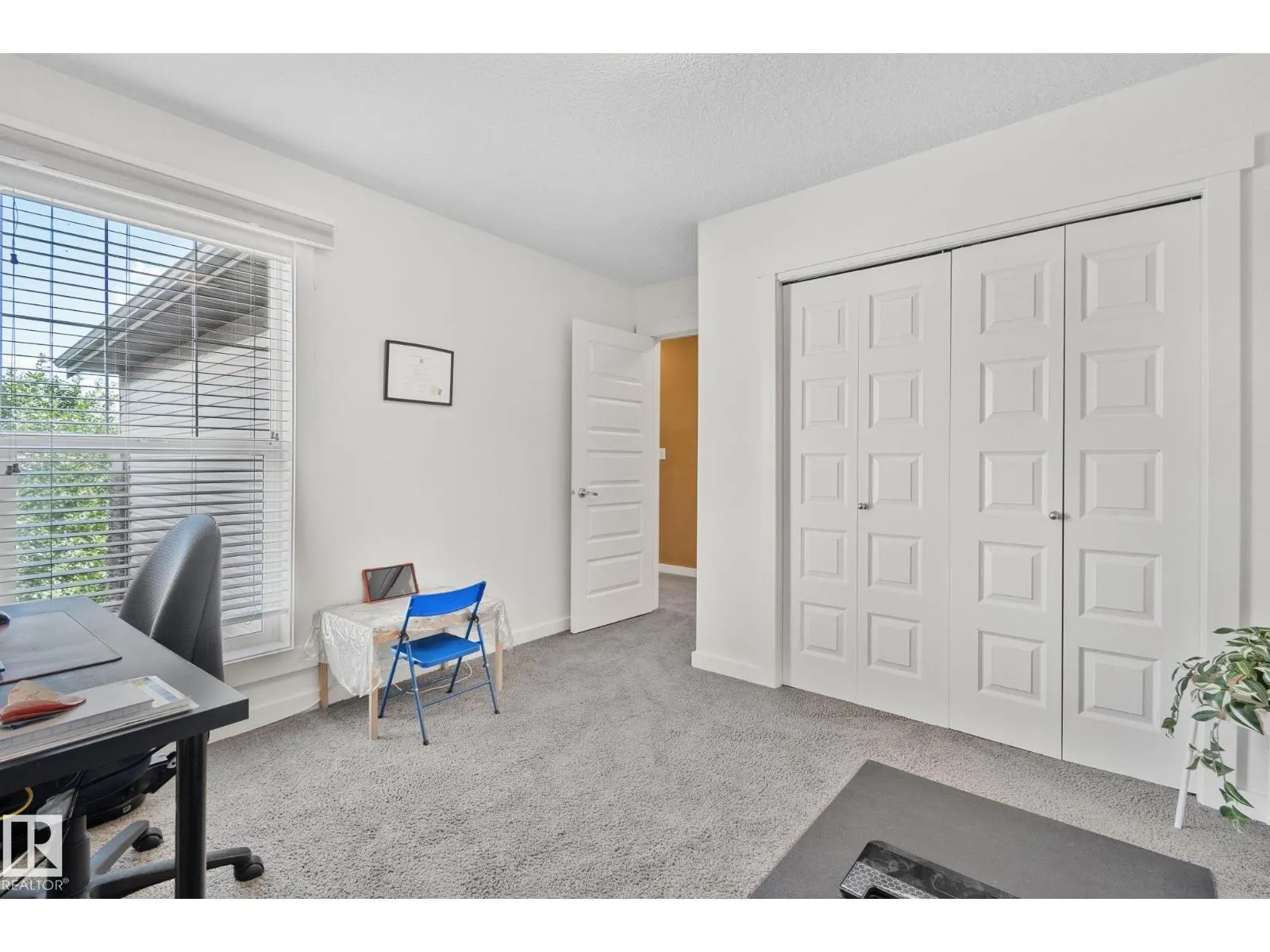 3936 CLAXTON LO SW