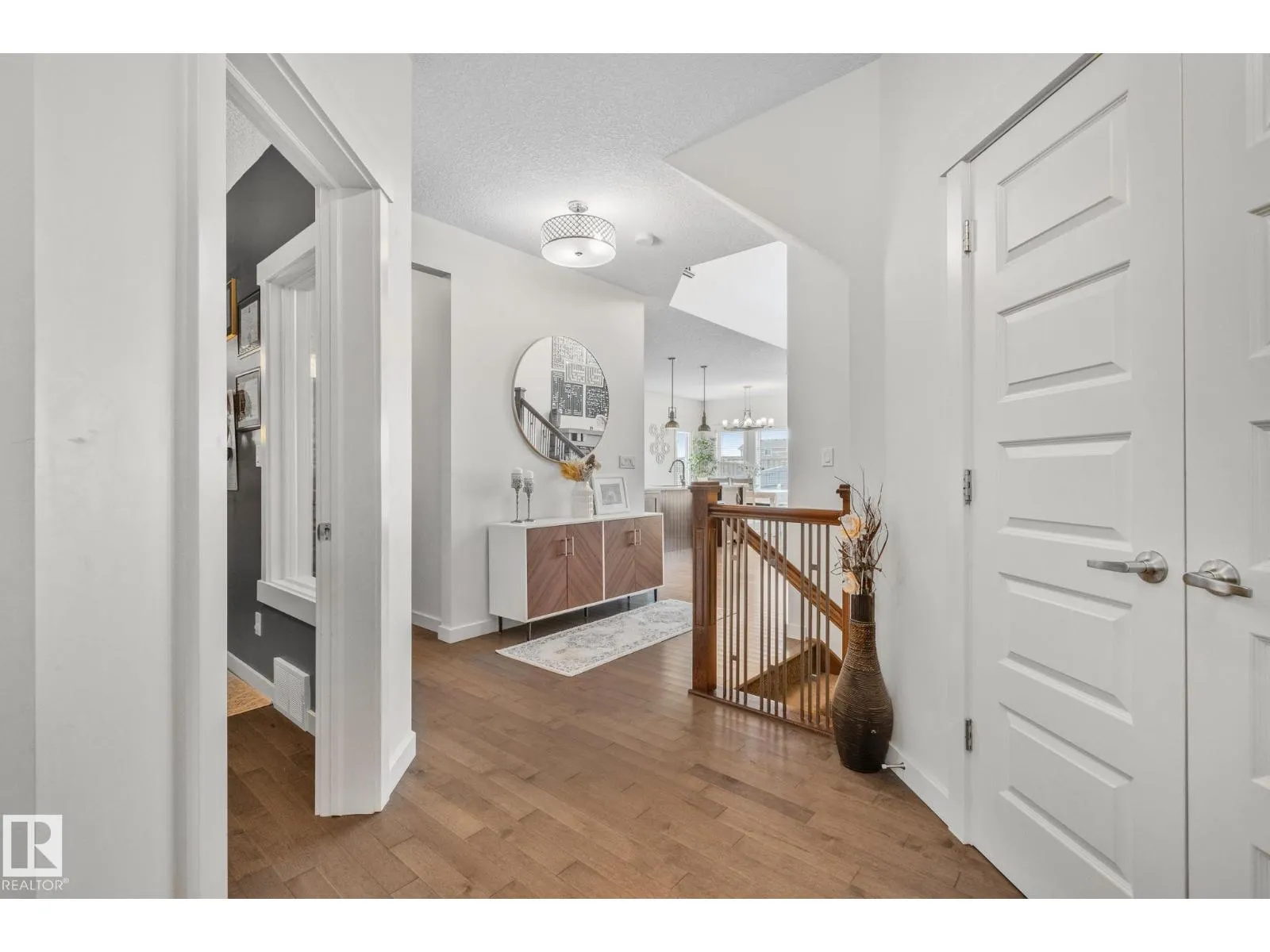 3936 CLAXTON LO SW