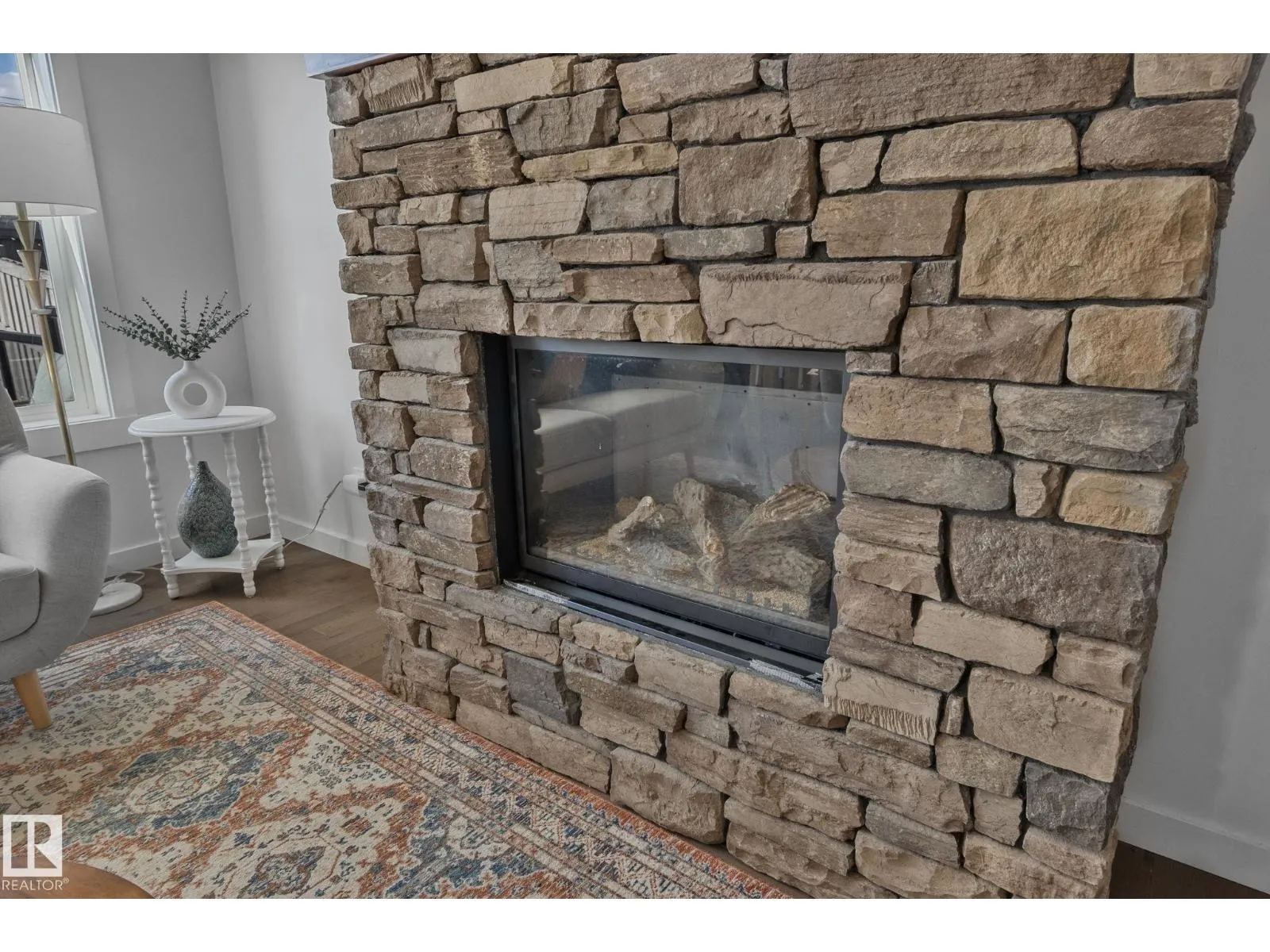 3936 CLAXTON LO SW