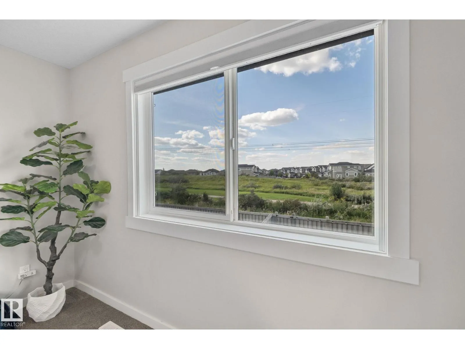 3936 CLAXTON LO SW