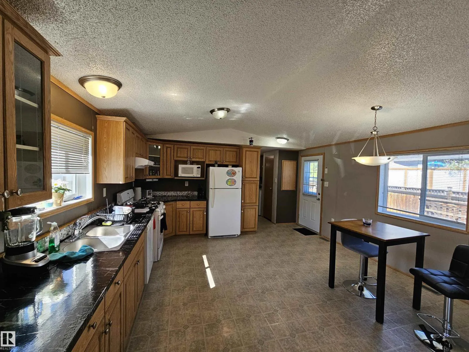 4918 47 ST