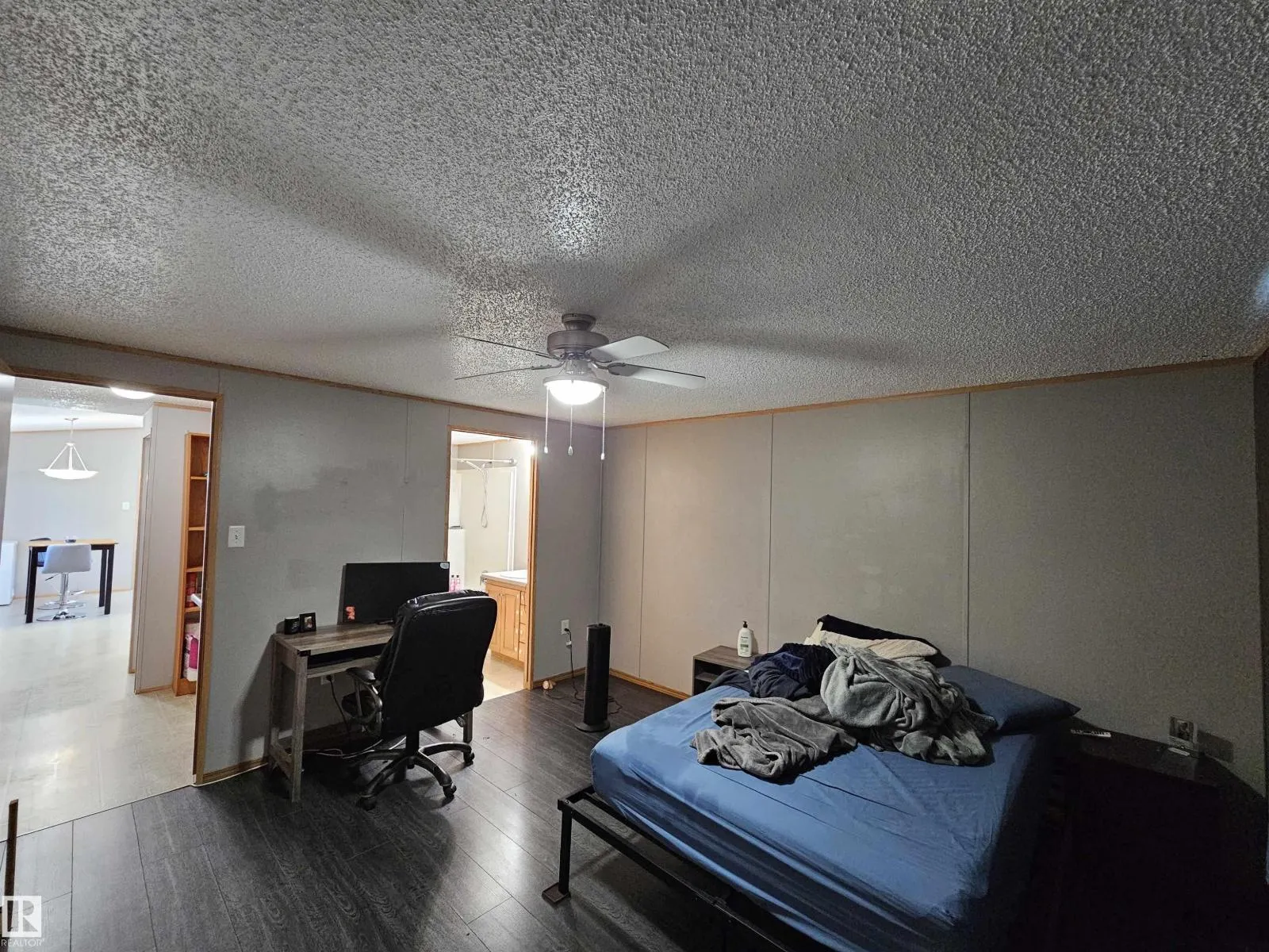 4918 47 ST