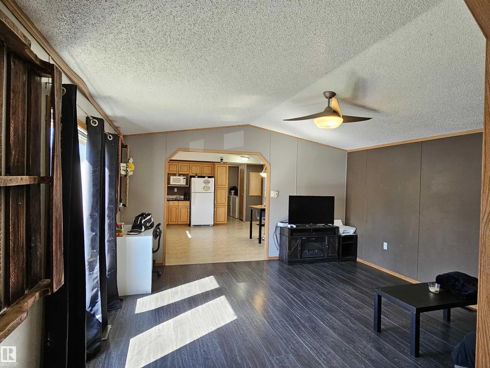4918 47 ST