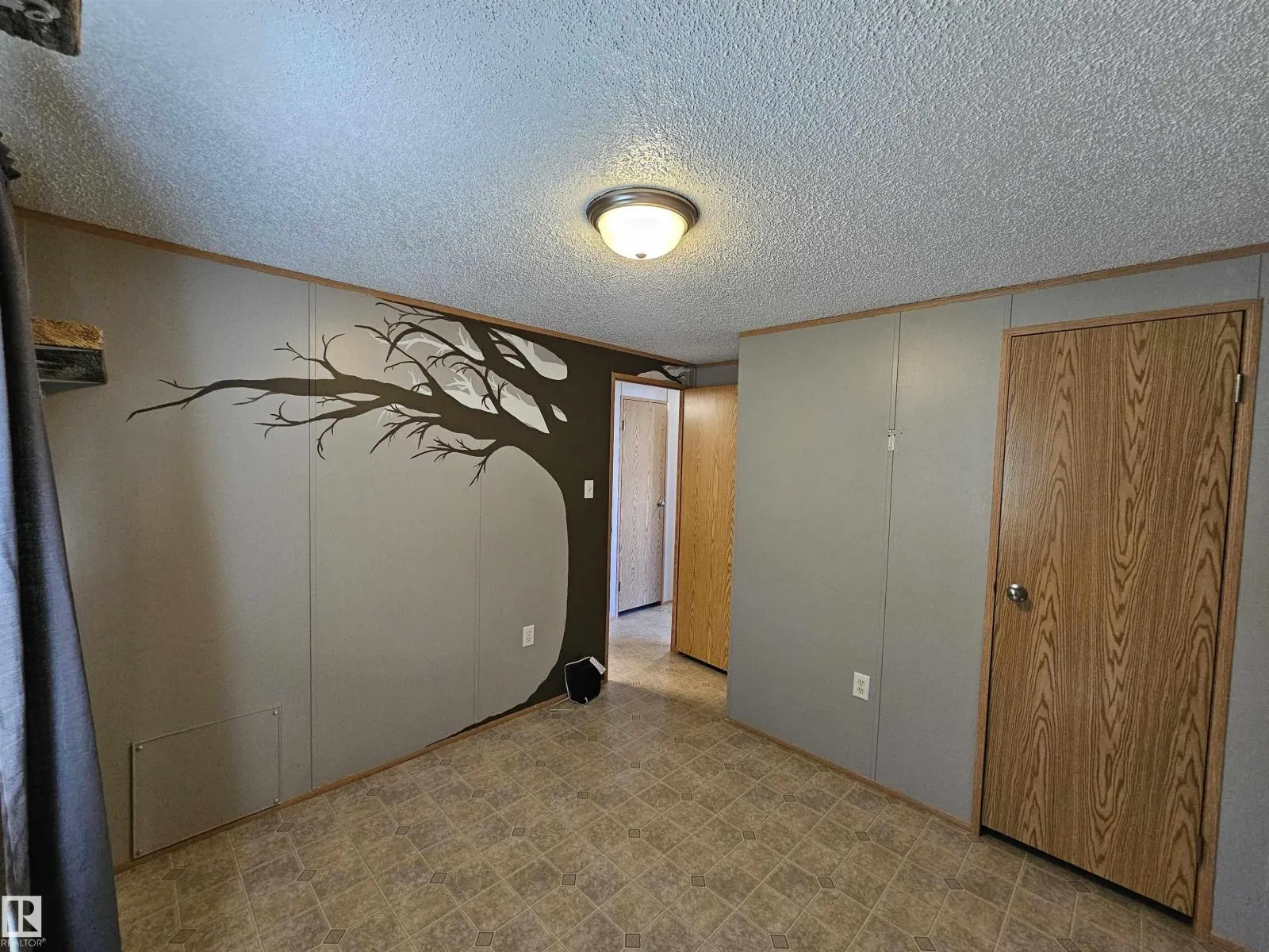 4918 47 ST