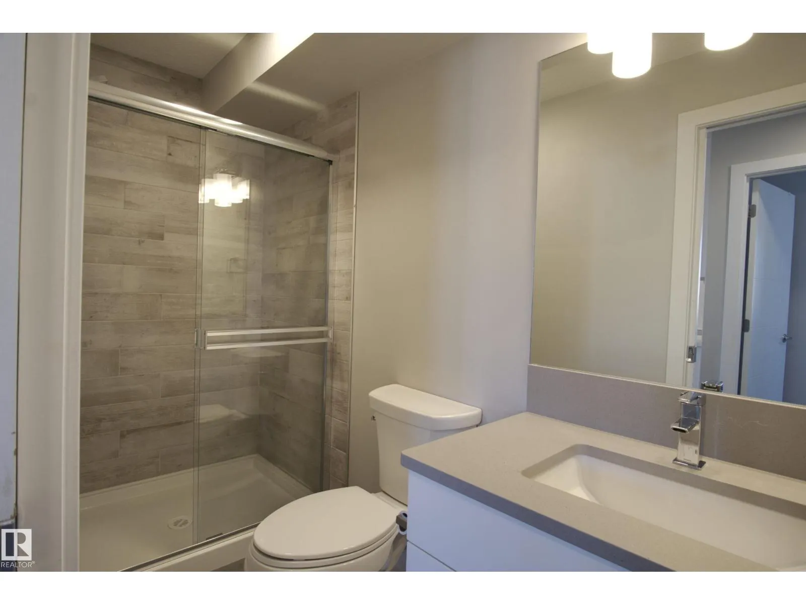 #104 10736 116 ST NW NW