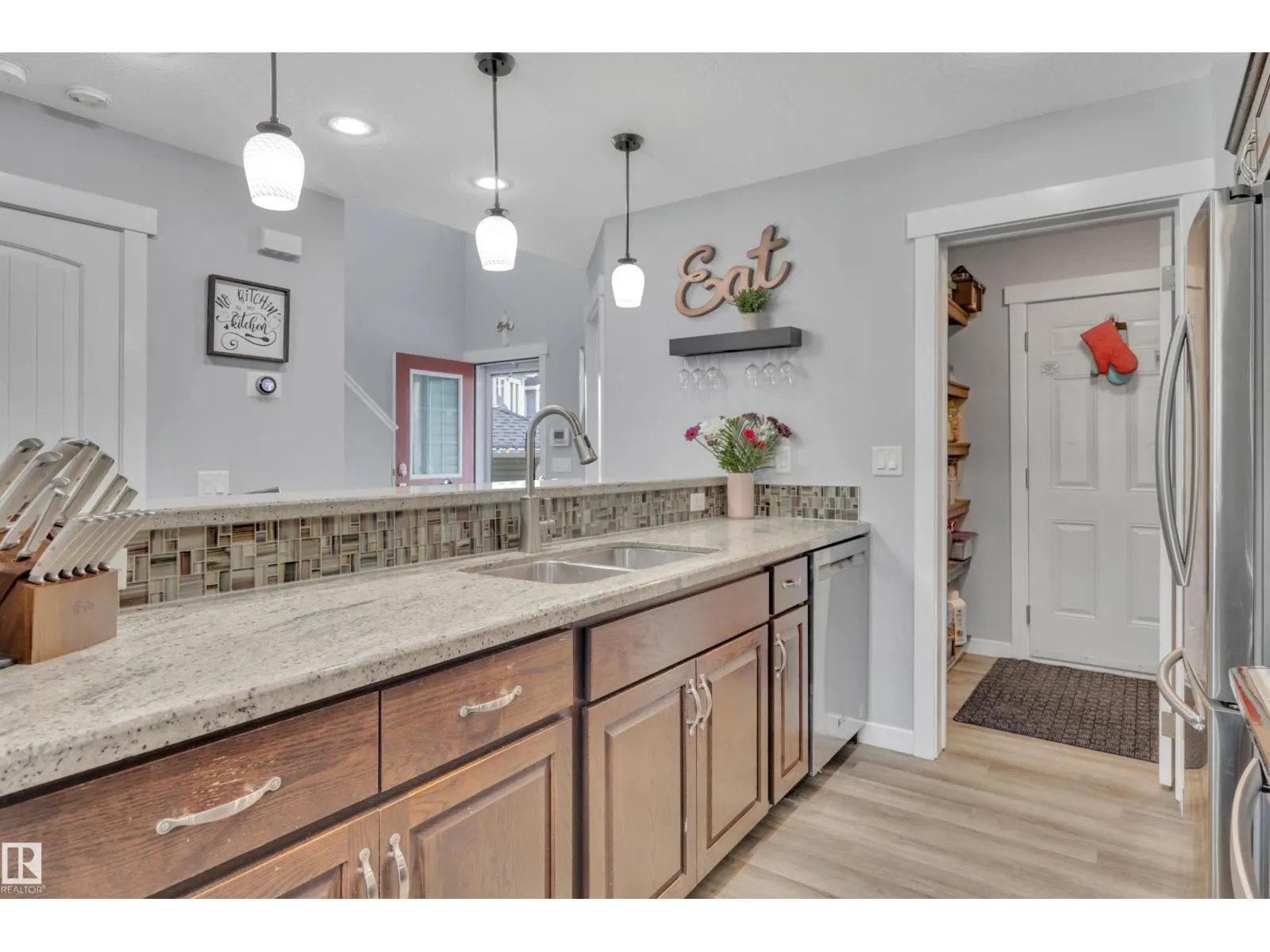 391 SIMMONDS WY