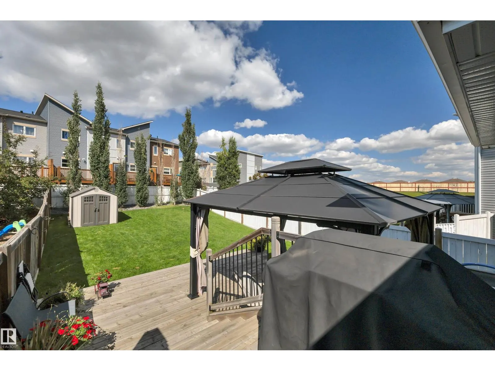 391 SIMMONDS WY