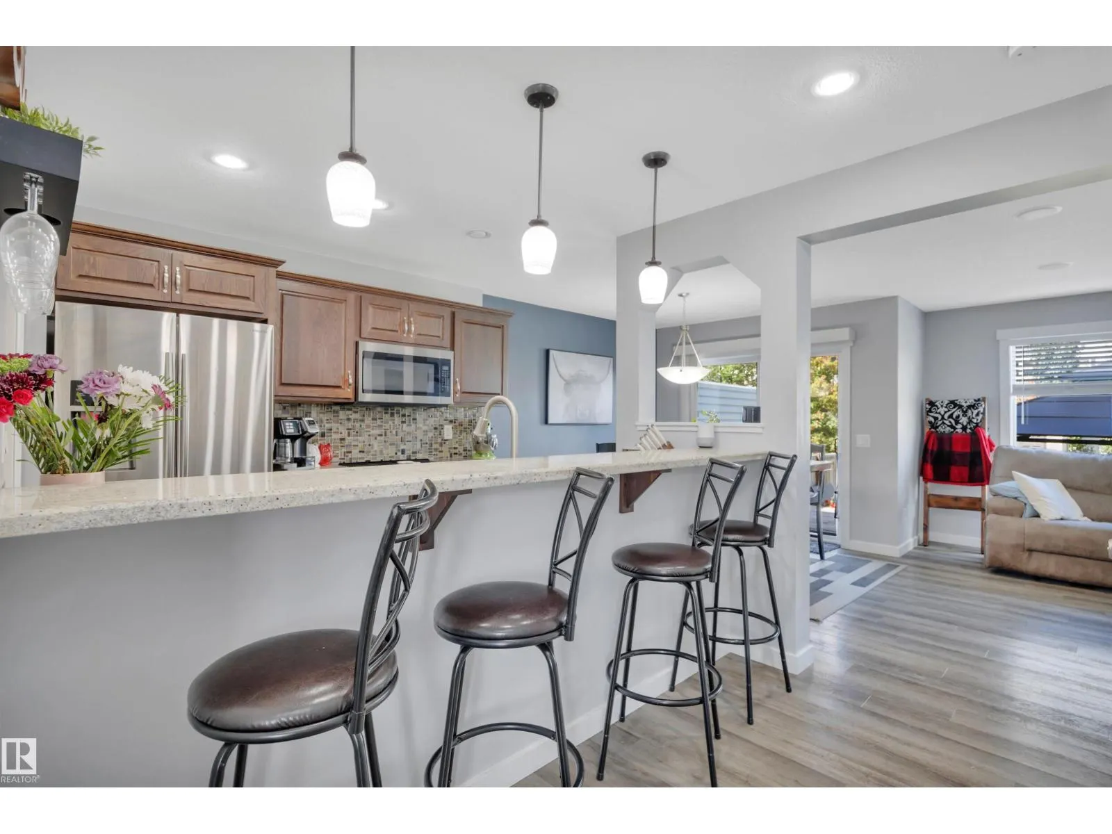 391 SIMMONDS WY