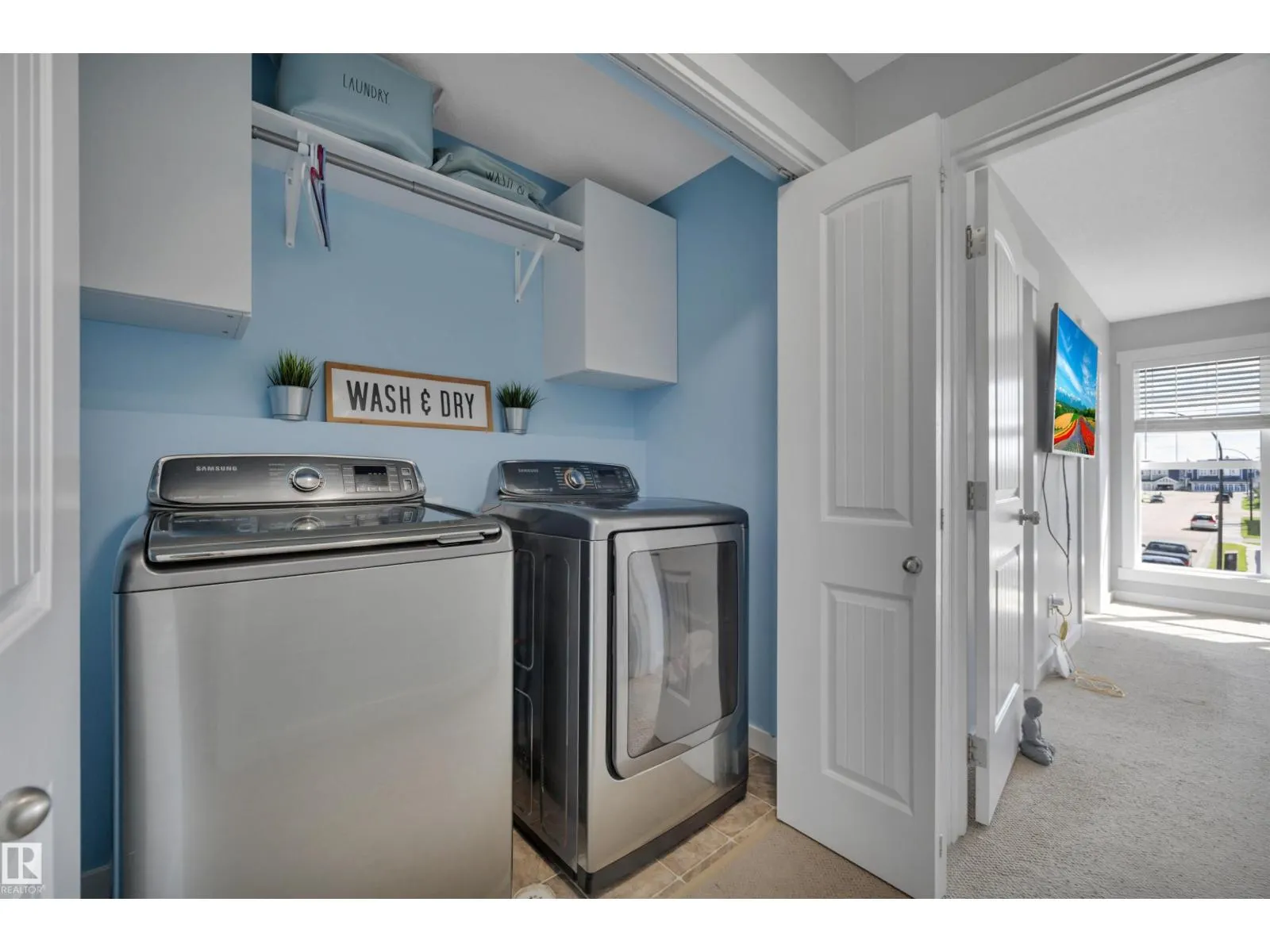 391 SIMMONDS WY