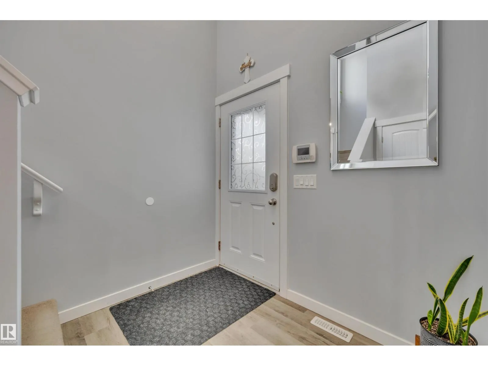 391 SIMMONDS WY