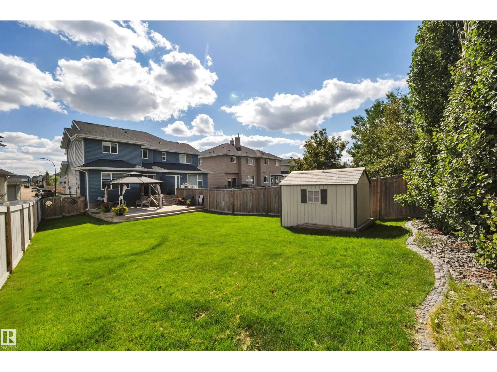 391 SIMMONDS WY