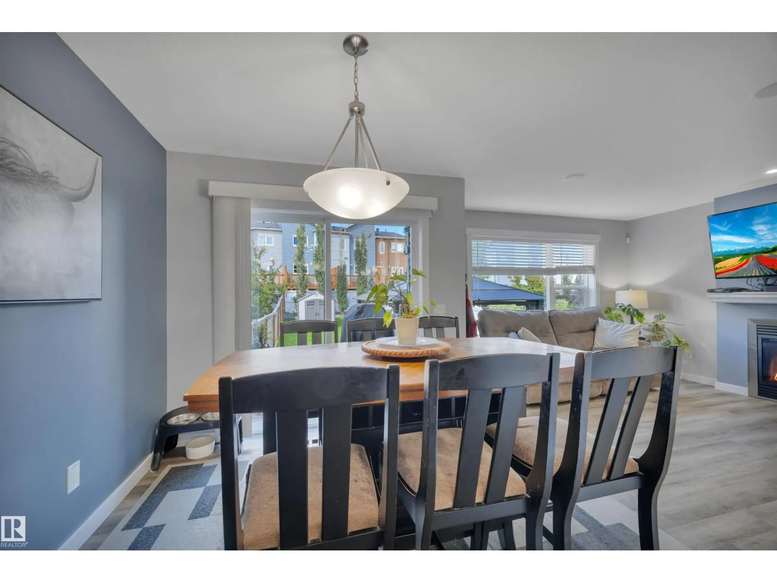391 SIMMONDS WY