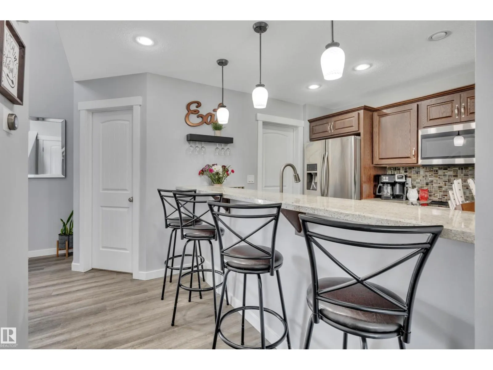 391 SIMMONDS WY