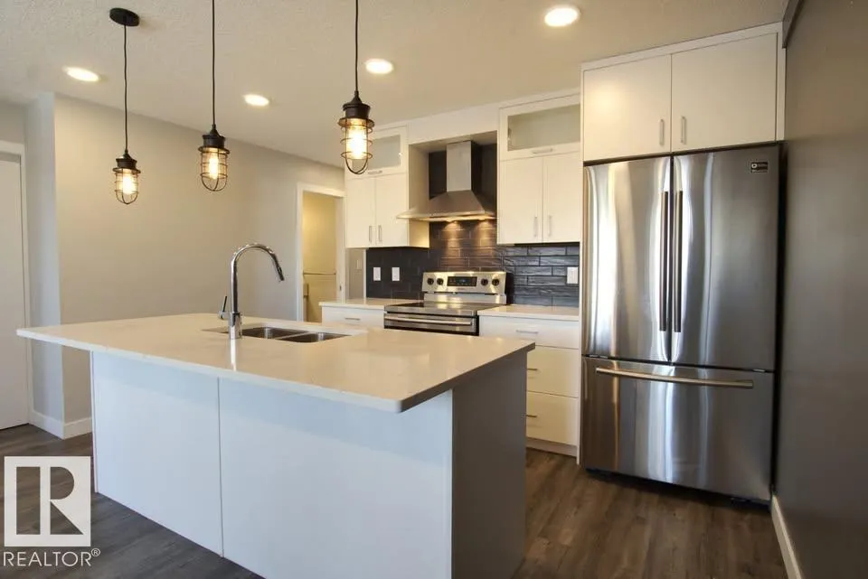 #202 10736 116 ST NW