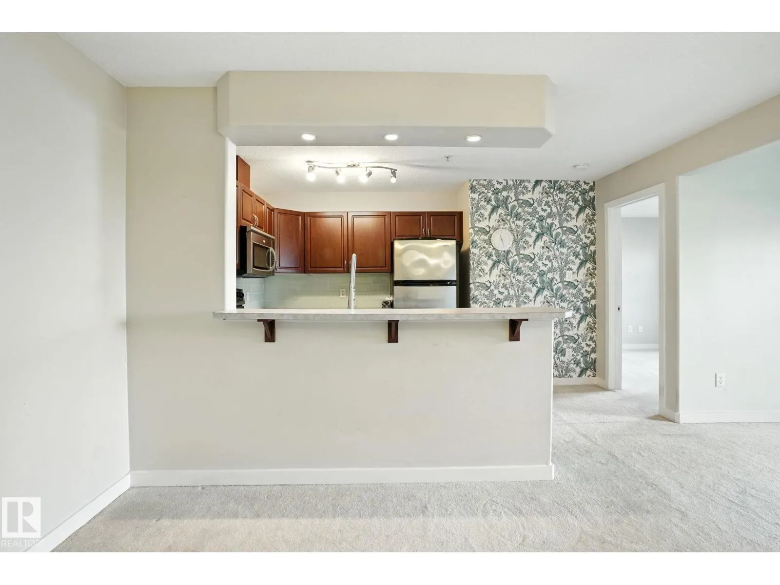#113 11615 Ellerslie RD SW SW