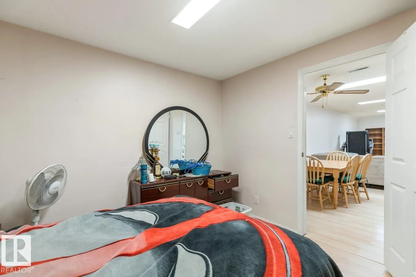 5116 14 AV NW