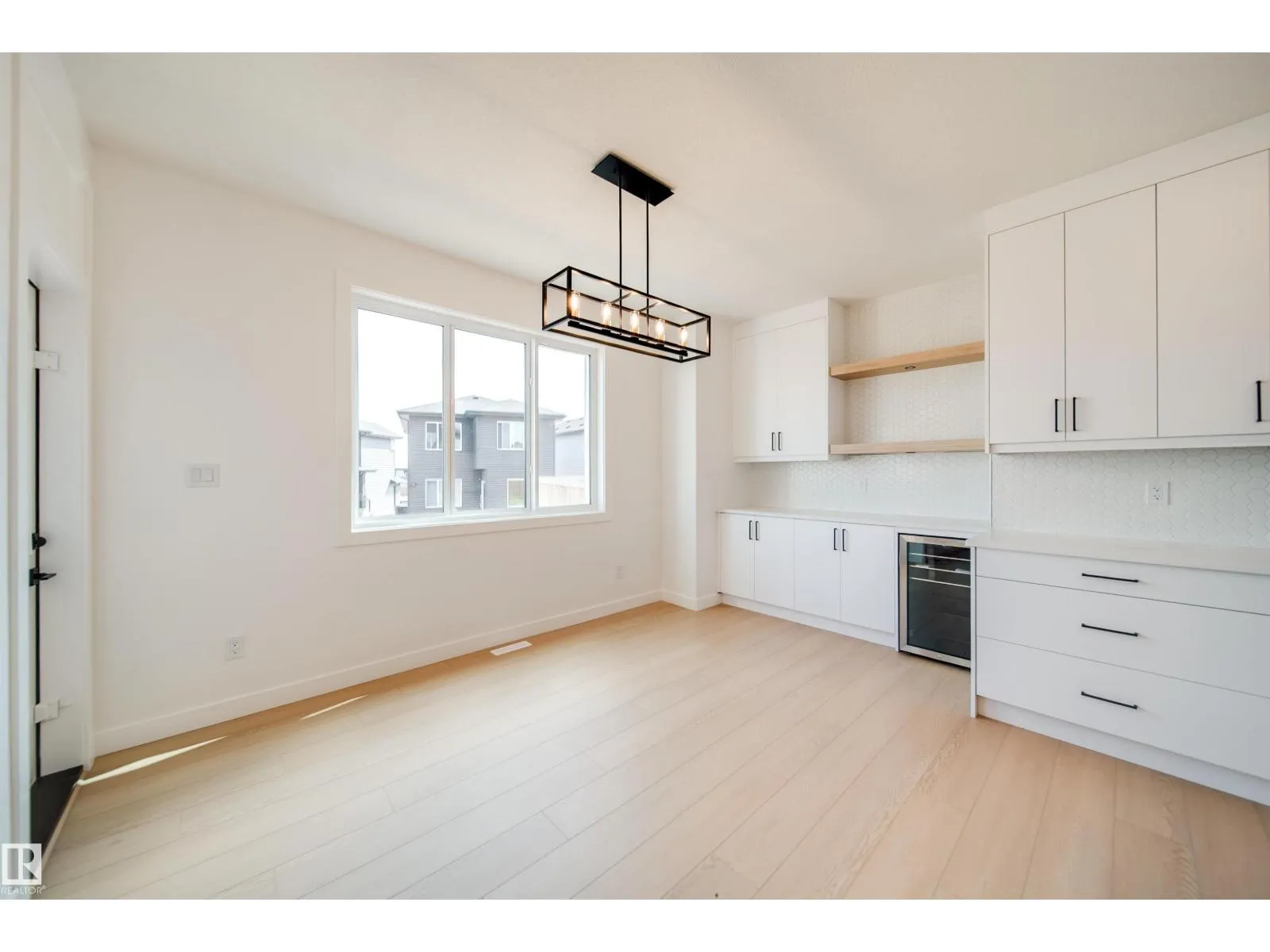 42 DILLWORTH CR