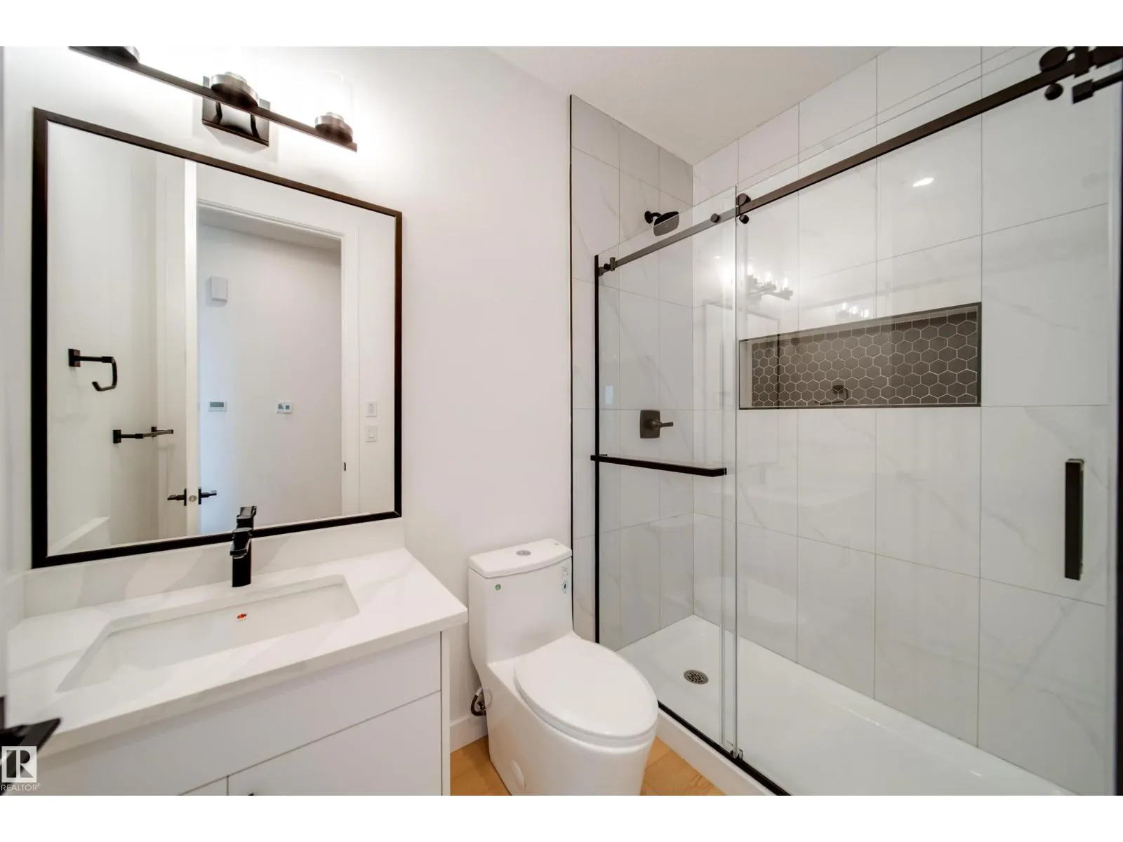 42 DILLWORTH CR