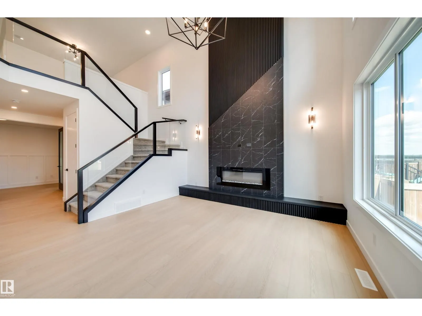 42 DILLWORTH CR