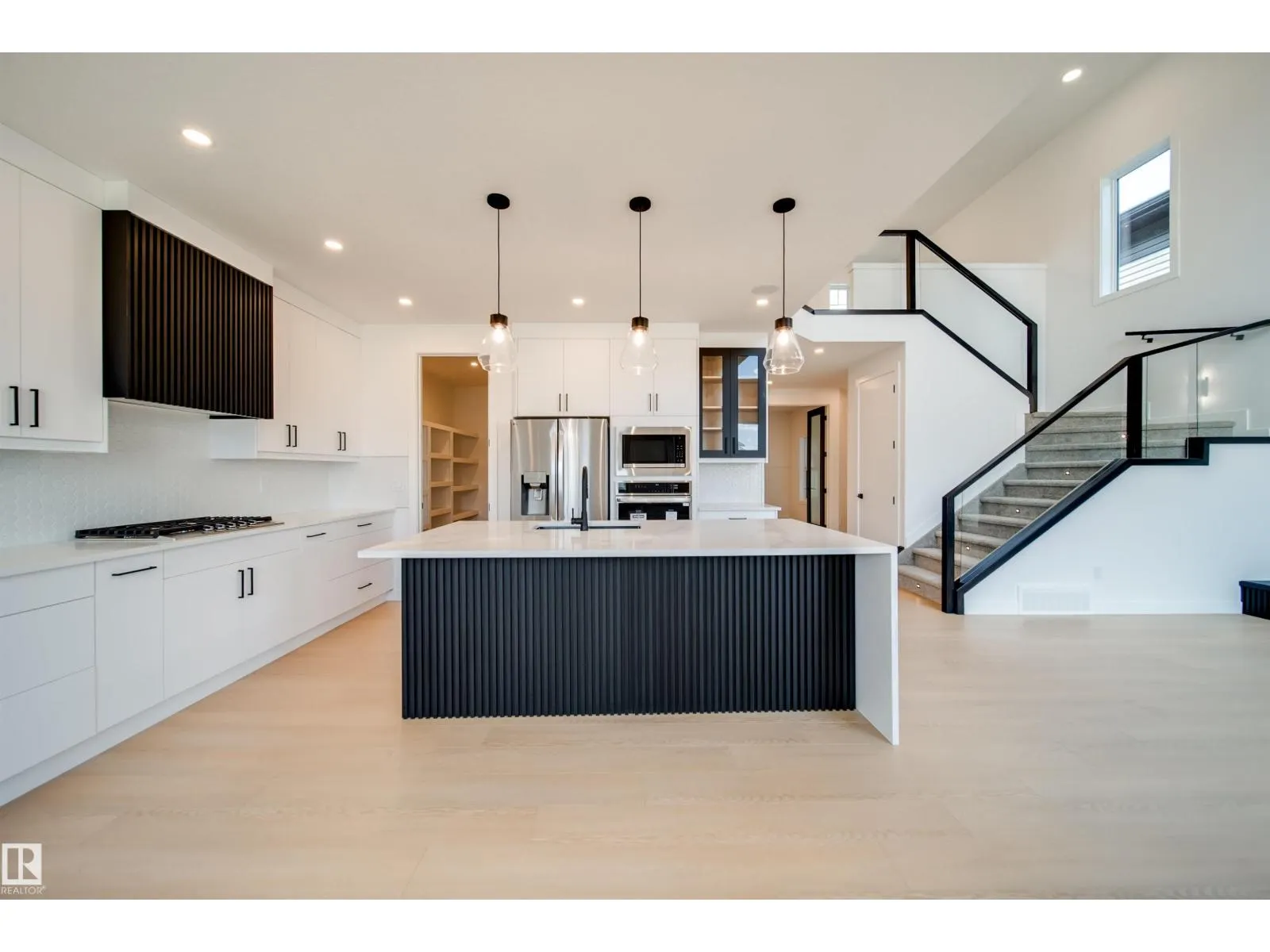 42 DILLWORTH CR