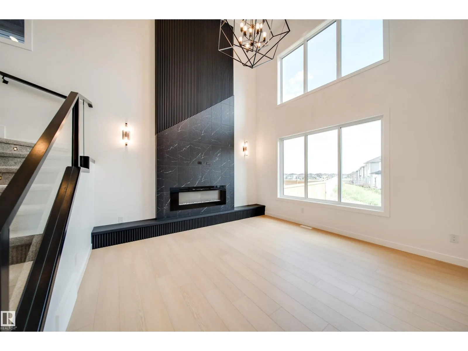 42 DILLWORTH CR