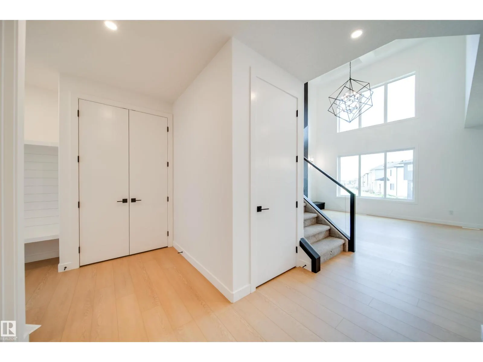 42 DILLWORTH CR