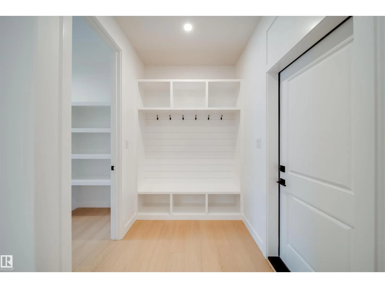 42 DILLWORTH CR