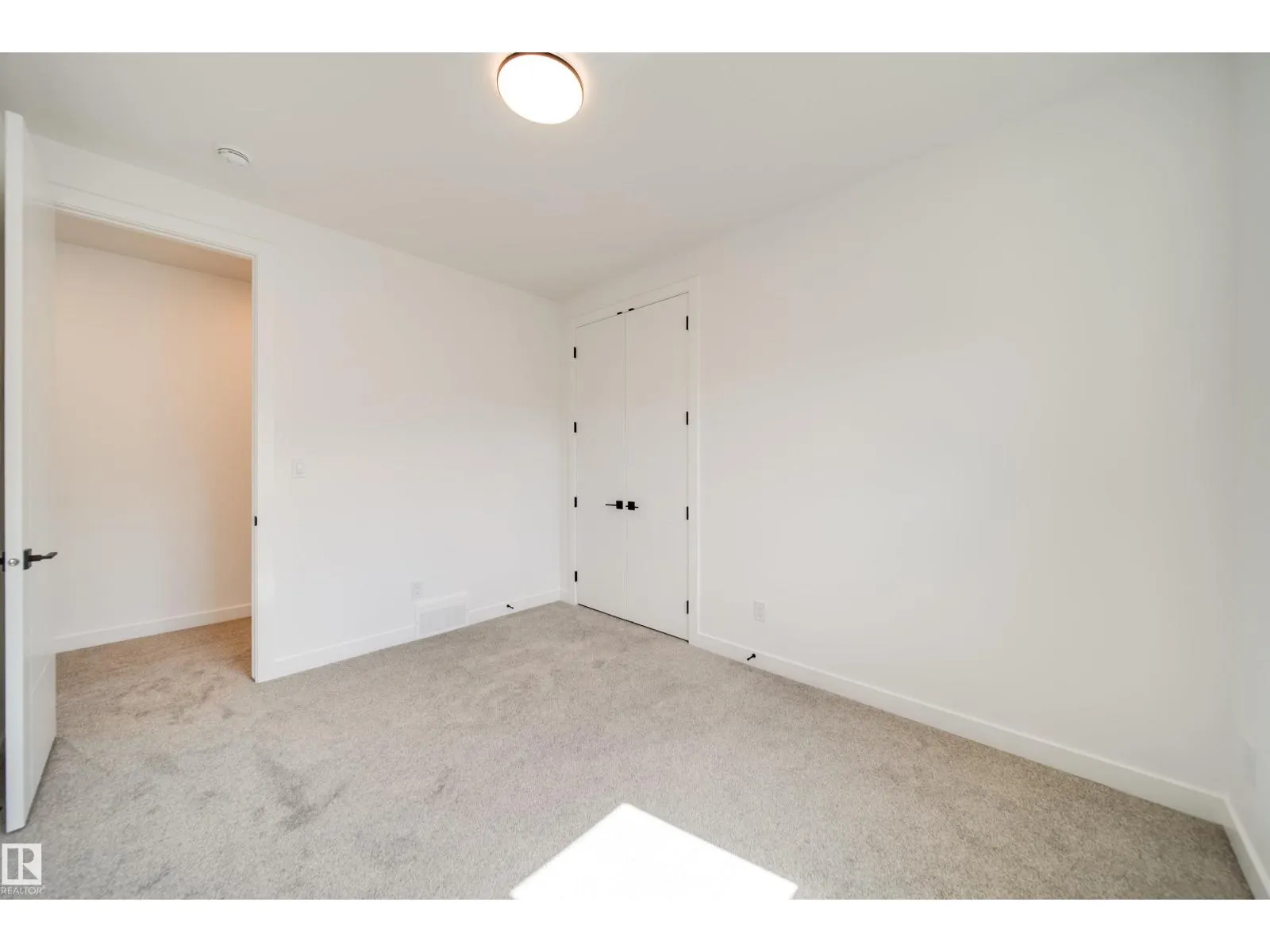 42 DILLWORTH CR